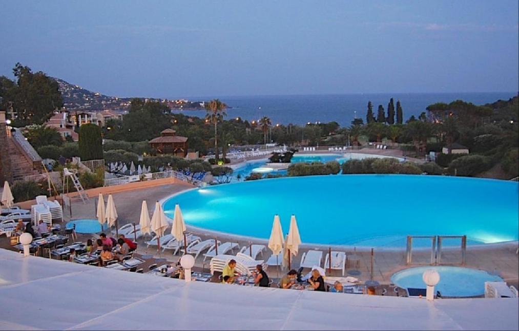 Vacances En Paradis Saint-Raphaël 外观 照片